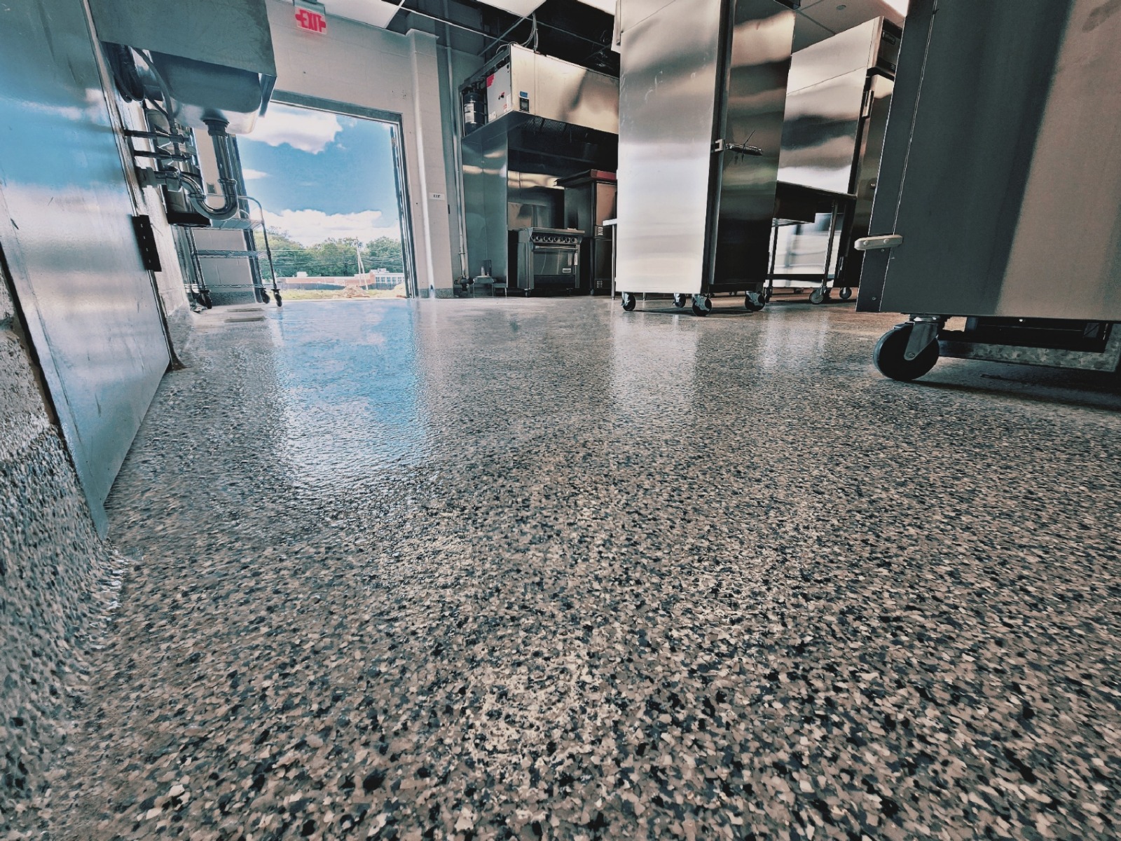 Decorative Flake Broadcast Flooring service image showing flooring work by Showcase Finishing Systems